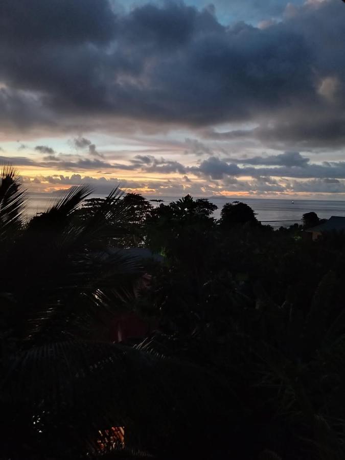 E&E Self Catering Hotell Beau Vallon  Eksteriør bilde