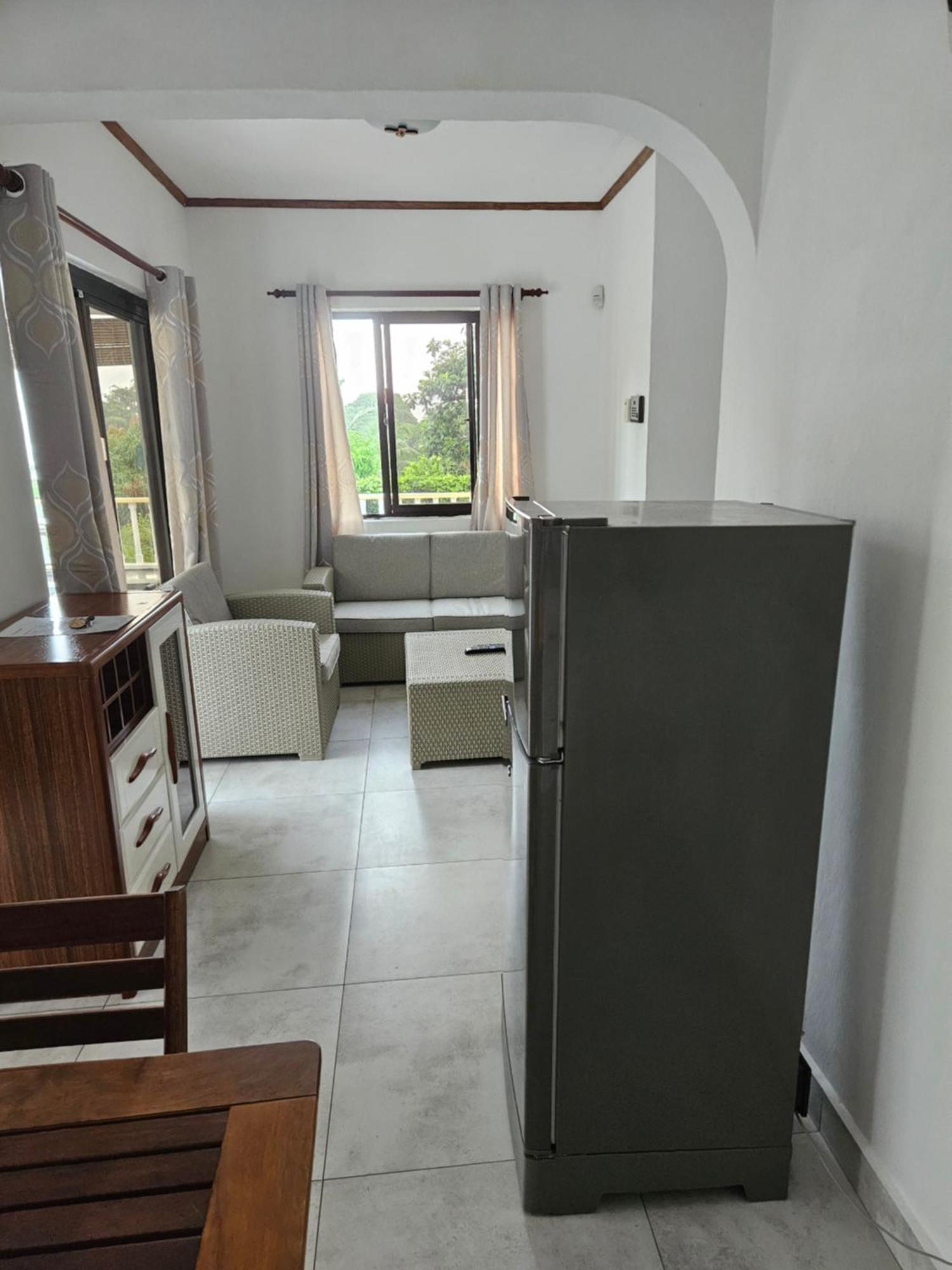 E&E Self Catering Hotell Beau Vallon  Eksteriør bilde